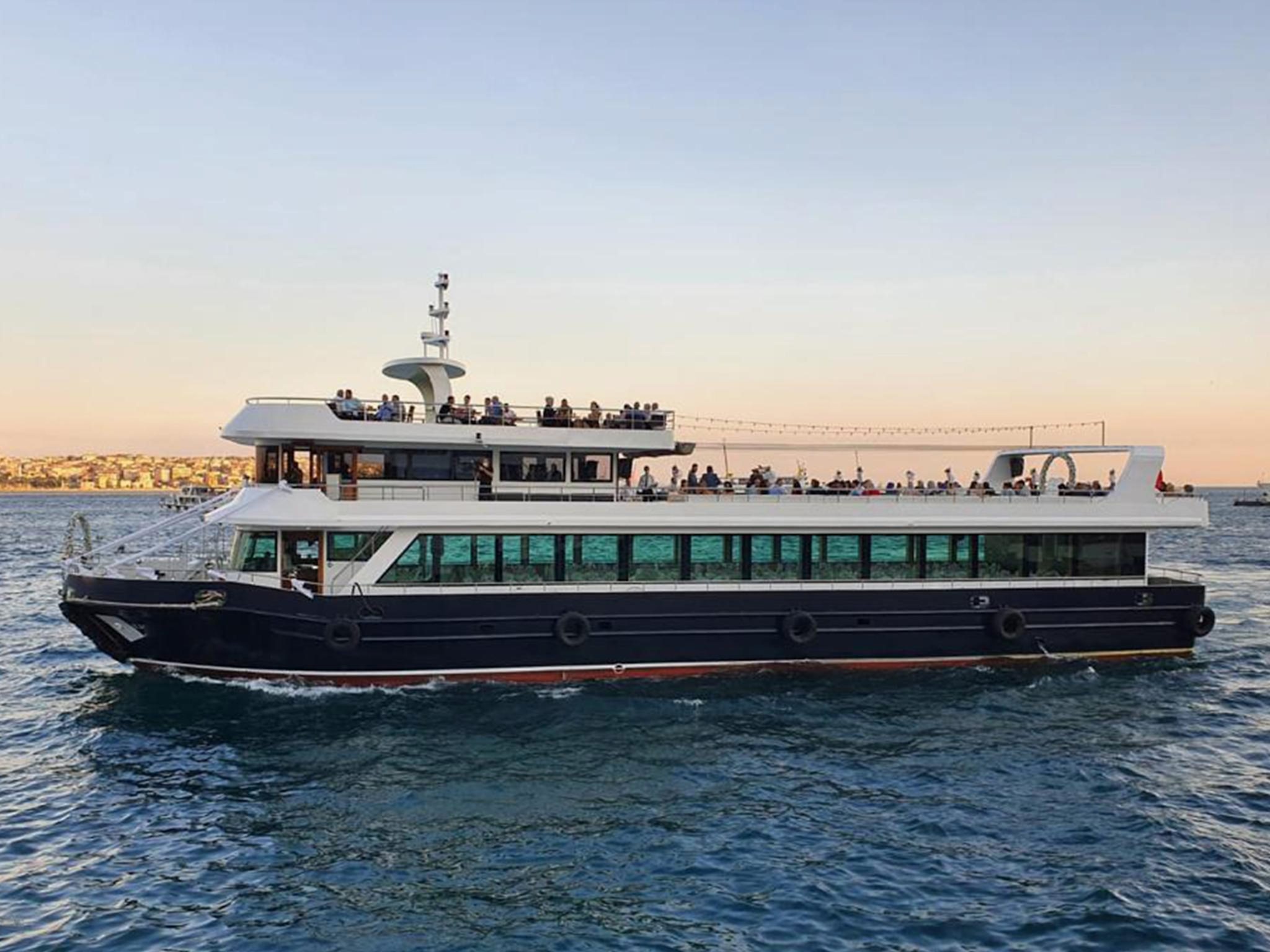 event boat 2 event boat 2