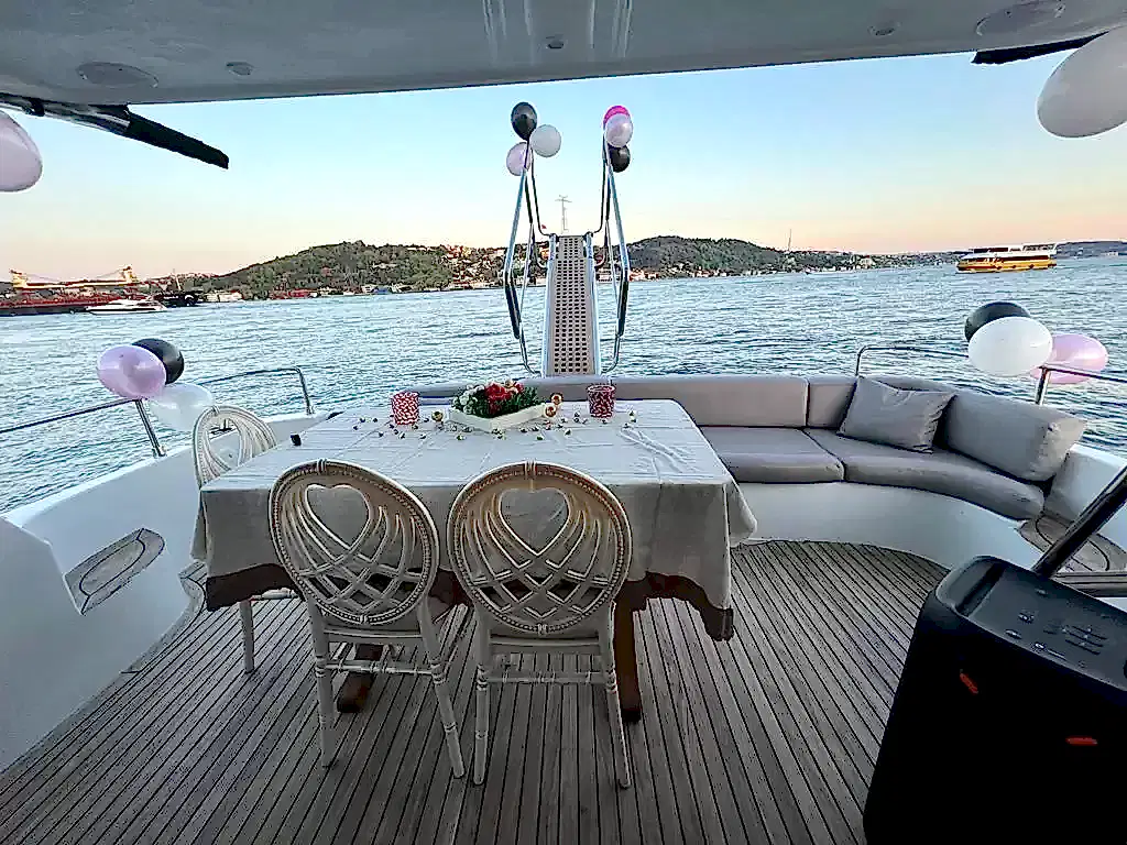 8a9caca7 8ef9 4941 a535 e917876ef4ab