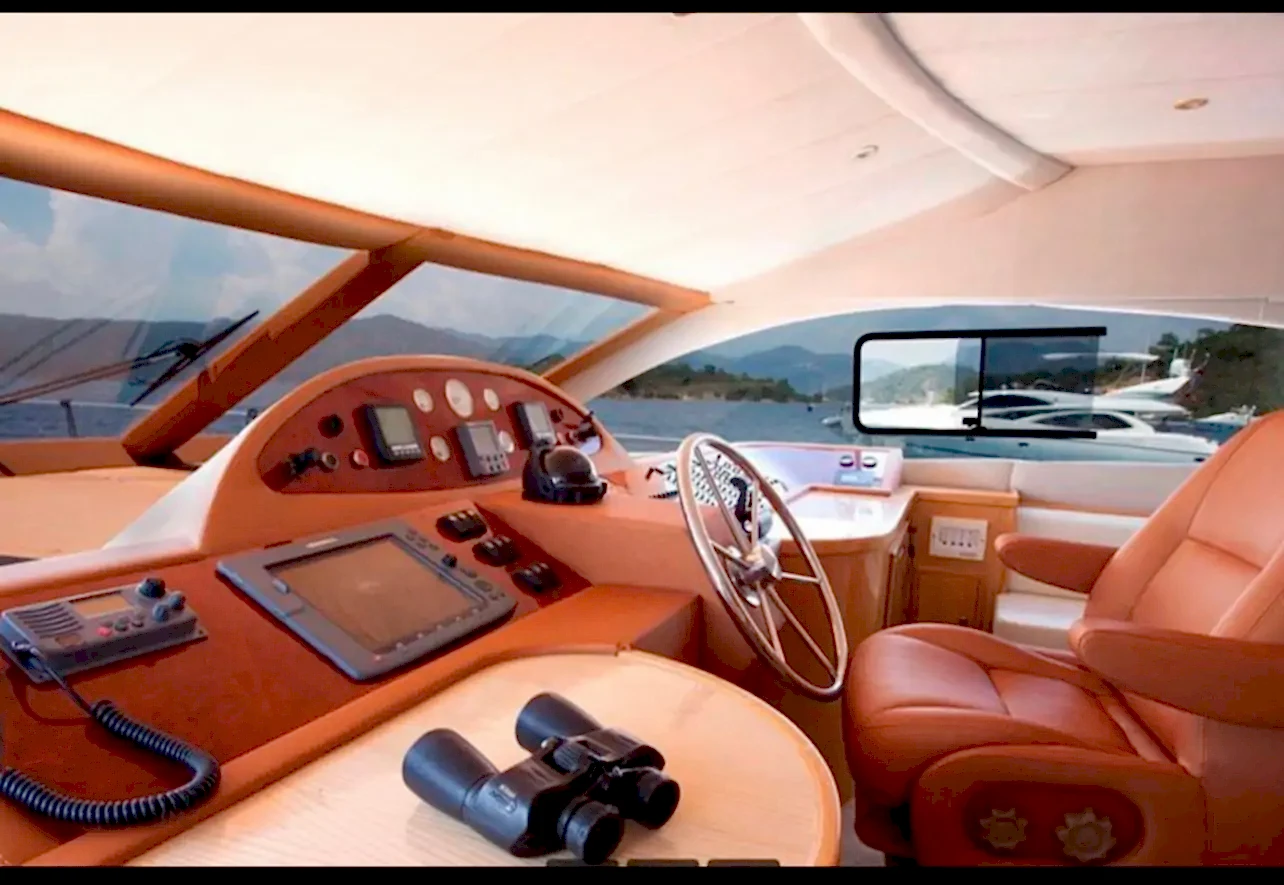 bosphorus 10 istanbul yacht renting